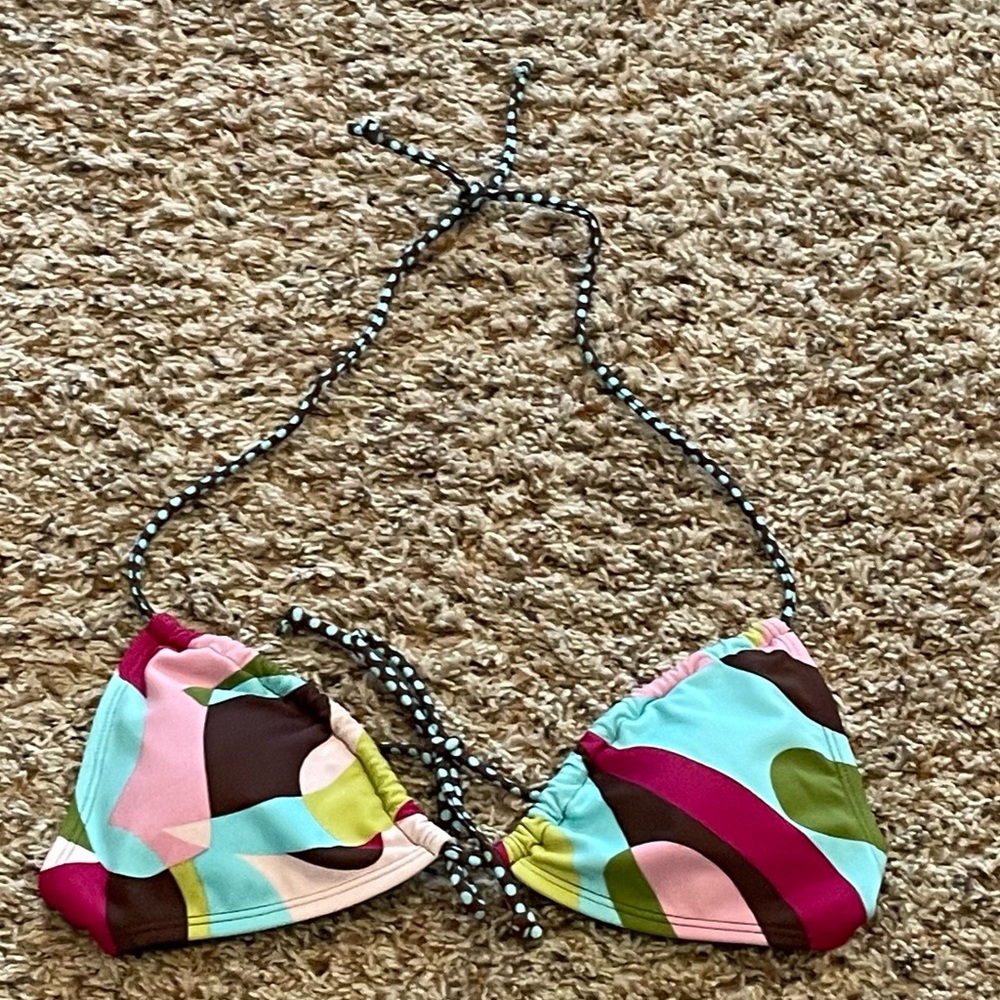 Women’s XXS multicolored bikini top, new without tags, by Athleta.